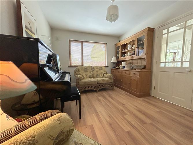 Clóchan, Knocknamana, Clarecastle, Ennis, County Clare