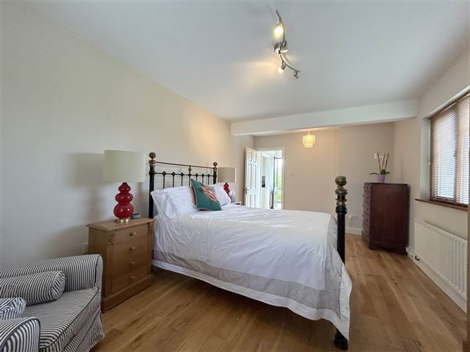 Clóchan, Knocknamana, Clarecastle, Ennis, County Clare
