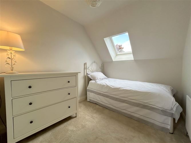 Clóchan, Knocknamana, Clarecastle, Ennis, County Clare