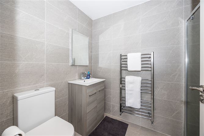 18 Gainsborough Court, Malahide, Malahide,   County Dublin
