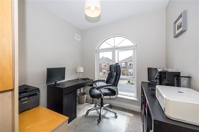 18 Gainsborough Court, Malahide, Malahide,   County Dublin