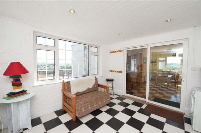Lahern, Dunderrow, Kinsale, Co. Cork