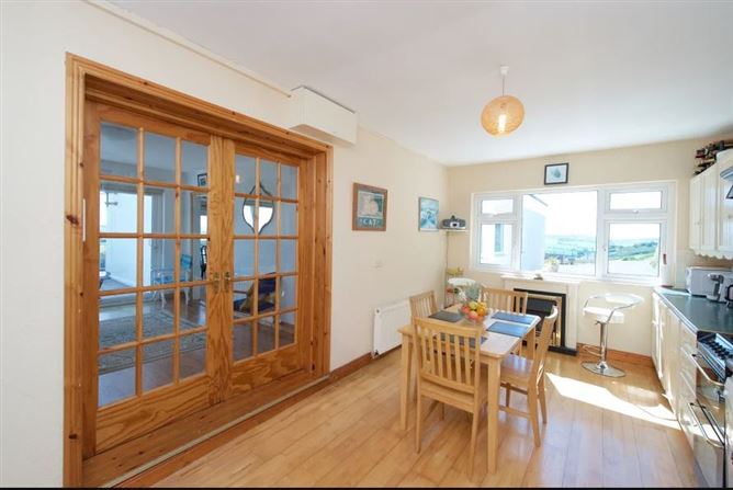 Lahern, Dunderrow, Kinsale, Co. Cork