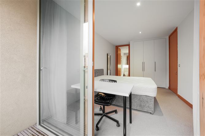 41 Hill Of Down House, Spencer Dock, Dublin 1