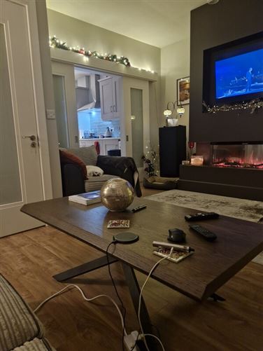 Large bright double room ensuite, Co. Kilkenny