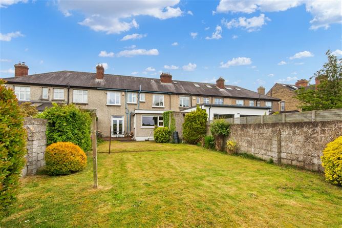 https://photos-a.propertyimages.ie/media/8/0/6/5001608/06629669-9a04-465c-bf67-2707c05f0490_l.jpg