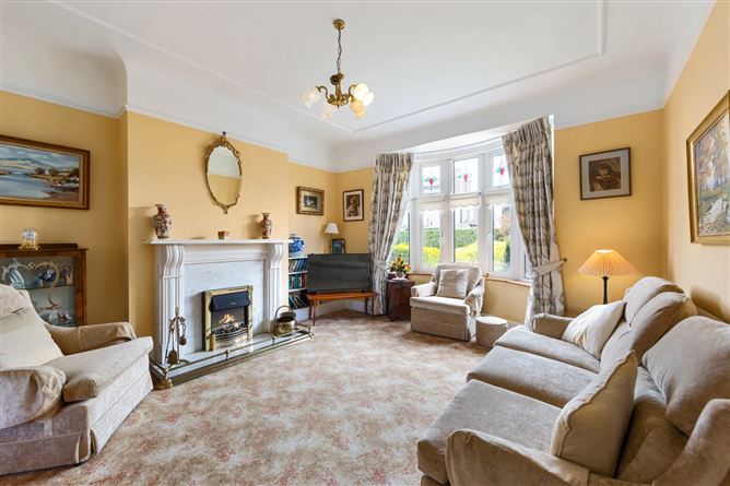 https://photos-a.propertyimages.ie/media/8/0/6/5001608/06629669-9a04-465c-bf67-2707c05f0490_l.jpg