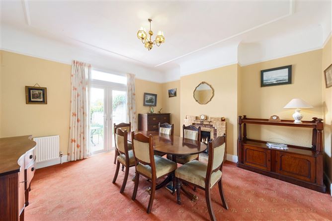 https://photos-a.propertyimages.ie/media/8/0/6/5001608/06629669-9a04-465c-bf67-2707c05f0490_l.jpg