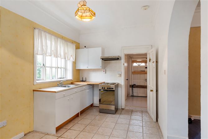 Photo 17 of 34 — Hinchogue Cottage, Golf Lane, Carrickmines, Dublin 18