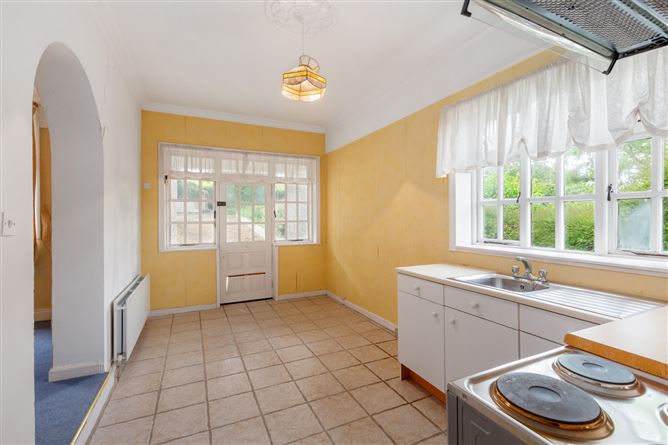 Photo 16 of 34 — Hinchogue Cottage, Golf Lane, Carrickmines, Dublin 18