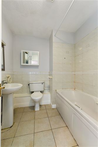 Photo 8 of 9 — 61 Alderpark Court, Tallaght, Dublin 24