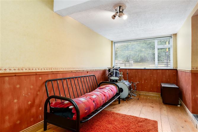 Photo 23 of 31 — 3 Keadeen Avenue, Walkinstown, Dublin 12
