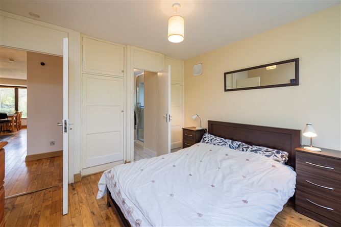 6 Hillcrest Court, Griffith Avenue, Glasnevin, Dublin 9