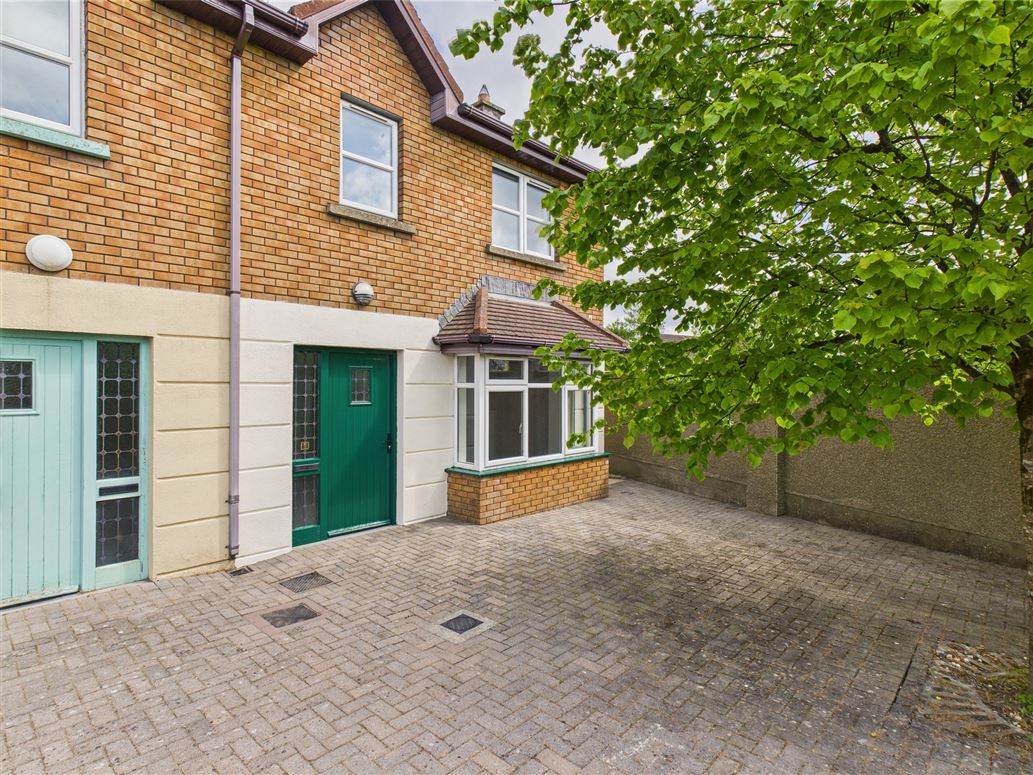 1 Maple Court, Ballycarnane Woods, Tramore, Waterford