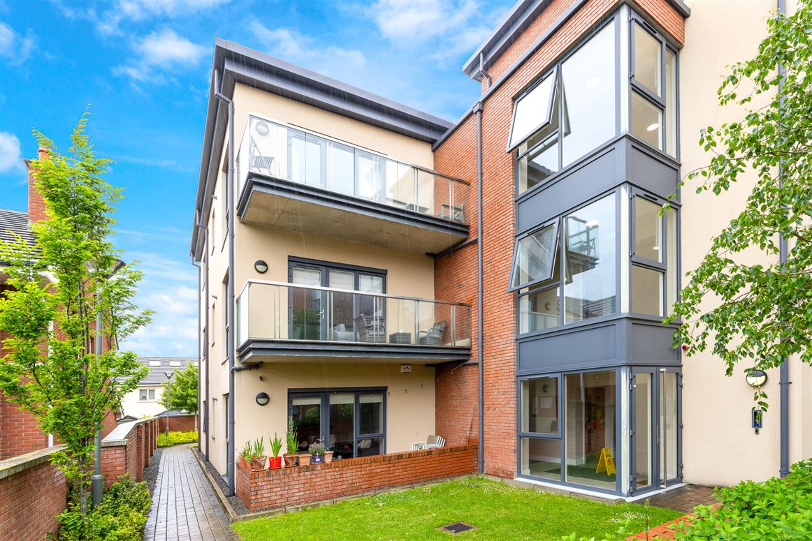 12 Clonbern, Phoenix Park Racecourse, Castleknock, Dublin 15