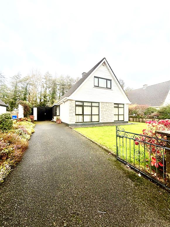 16 Rathbawn Drive, Castlebar, Mayo