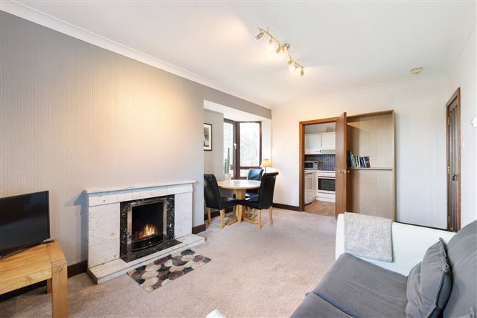 5 The Willows, Monkstown Valley, Monkstown, Co. Dublin