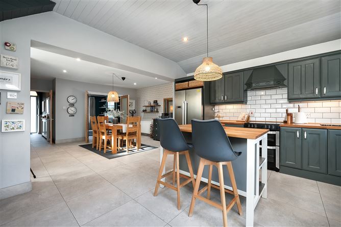 14 Riverside Drive, Palmerstown, Dublin 20, 