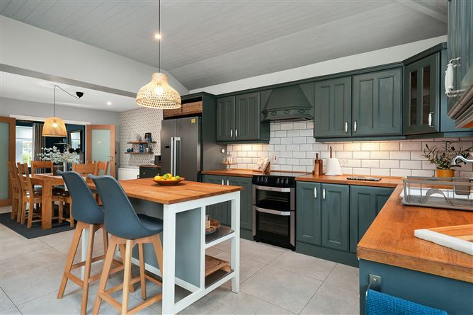 14 Riverside Drive, Palmerstown, Dublin 20, 