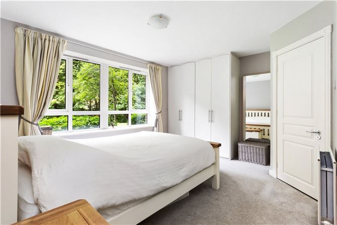 Apt. 144 Seamount, Booterstown, Co. Dublin