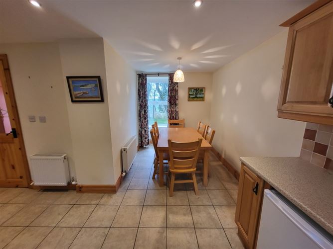 The Farmhouse, Sleaveen East, Macroom, Cork