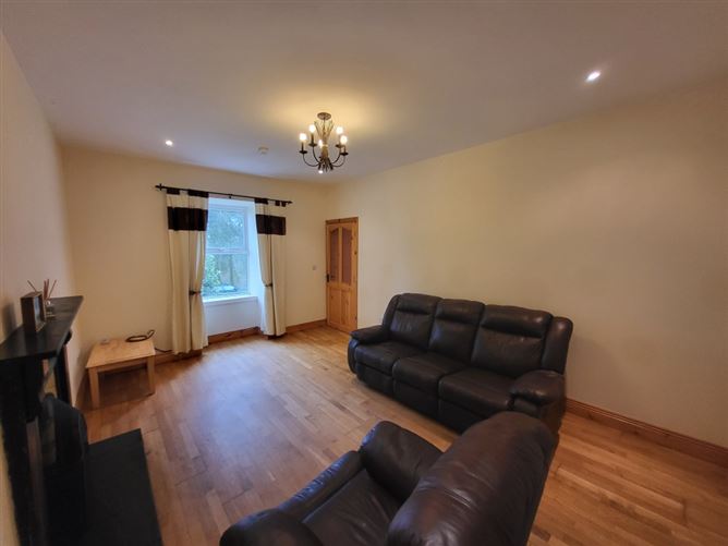The Farmhouse, Sleaveen East, Macroom, Cork