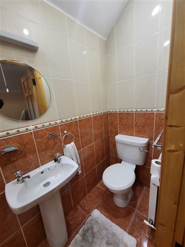 The Farmhouse, Sleaveen East, Macroom, Cork