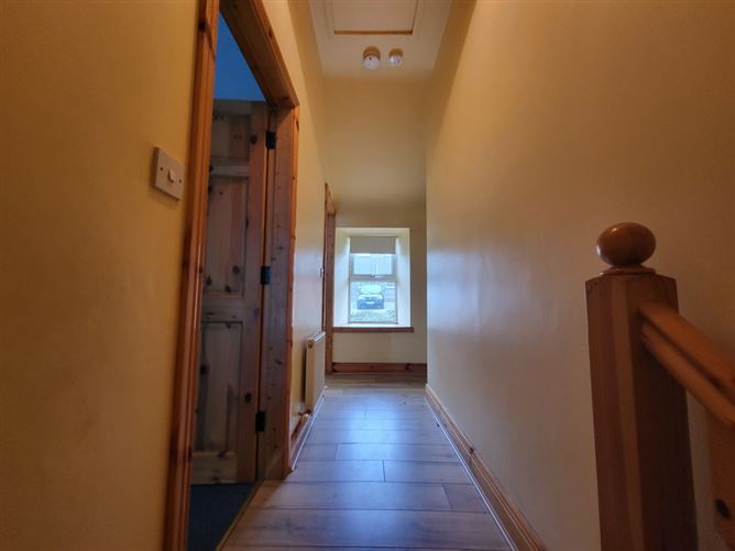 The Farmhouse, Sleaveen East, Macroom, Cork