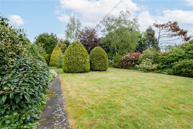 27 Whitethorn Road, Clonskeagh, Clonskeagh, Dublin 14