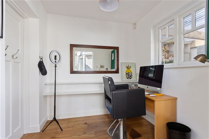 56 Cedarmount Road, Mount Merrion, Dublin