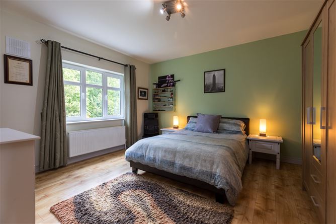 No. 28 Slaney Woods, Park, Wexford Town, Wexford