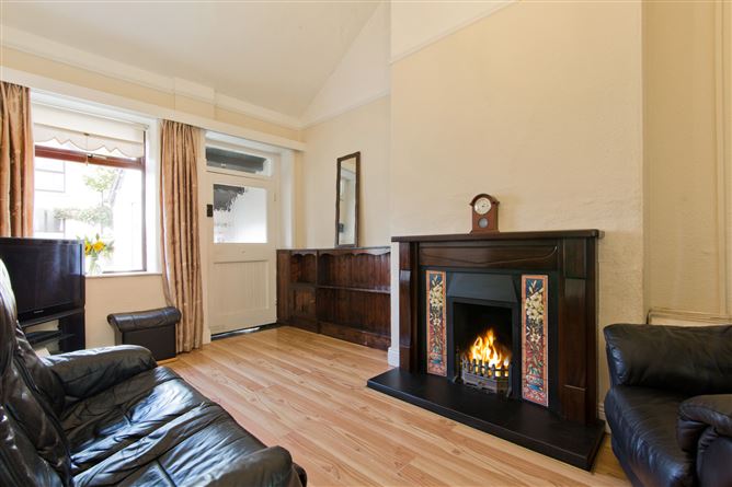 6 Hill Cottages, Killiney Hill Road, Killiney, Co. Dublin
