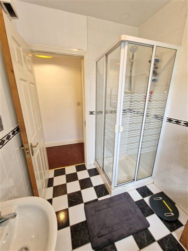 No. 1, 2 & 3 Powers Apartments, Kilrush Road, Kildysart, Co. Clare