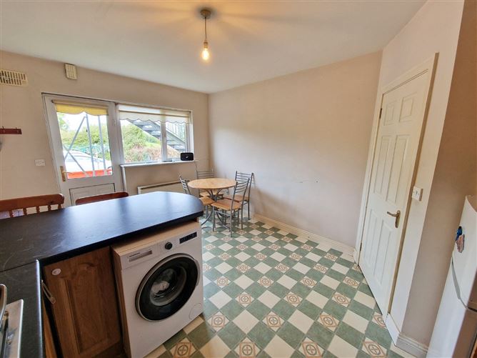 No. 1, 2 & 3 Powers Apartments, Kilrush Road, Kildysart, Co. Clare