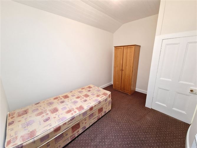 No. 1, 2 & 3 Powers Apartments, Kilrush Road, Kildysart, Co. Clare