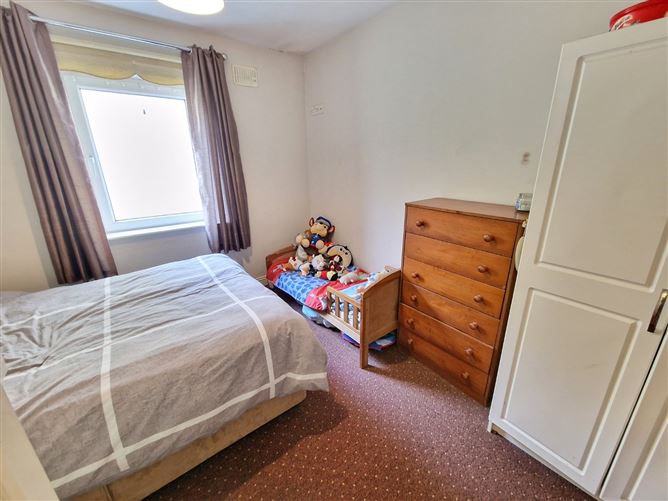 No. 1, 2 & 3 Powers Apartments, Kilrush Road, Kildysart, Co. Clare