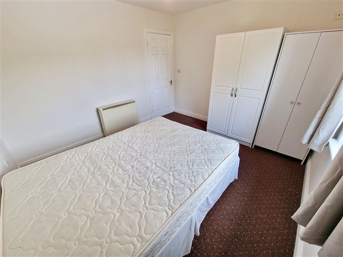 No. 1, 2 & 3 Powers Apartments, Kilrush Road, Kildysart, Co. Clare