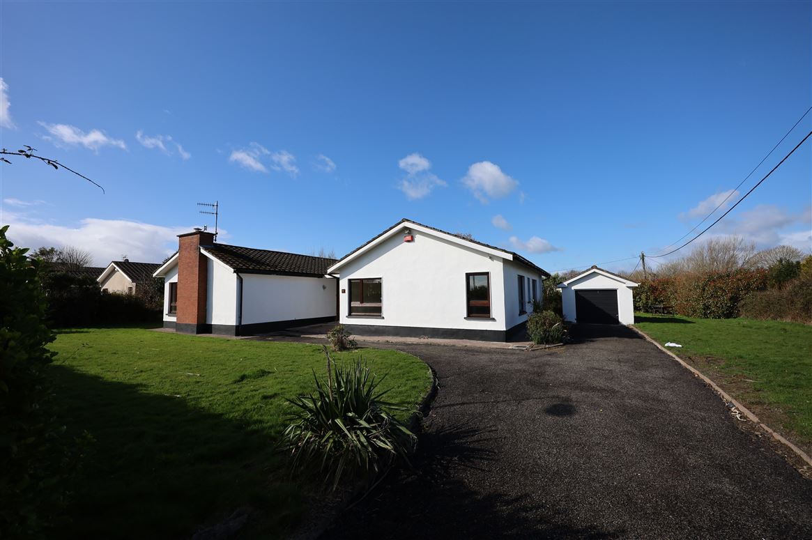 16 Riverside, Carrigaline, Cork