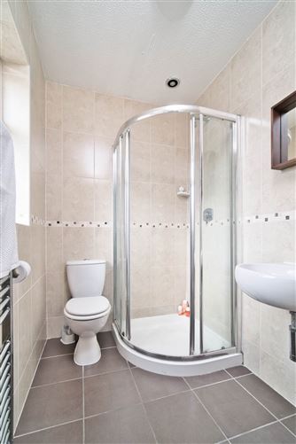 16 Castlevillage Rise, Celbridge, County Kildare