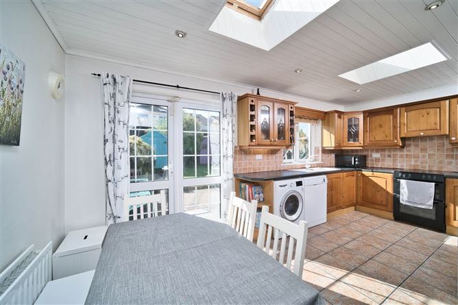 16 Castlevillage Rise, Celbridge, County Kildare