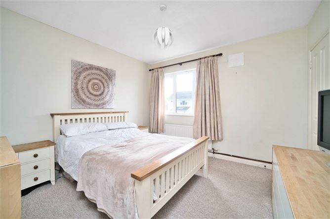 16 Castlevillage Rise, Celbridge, County Kildare