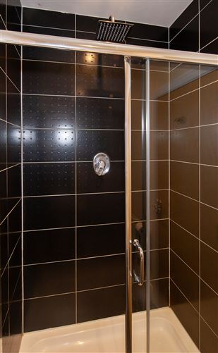 APARTMENT 43 BLOCK F MILNER'S SQUARE SHANOWEN ROAD DUBLIN 9, Whitehall, Dublin 9