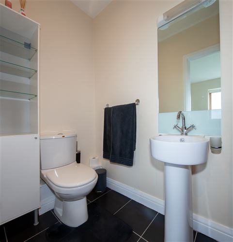 APARTMENT 43 BLOCK F MILNER'S SQUARE SHANOWEN ROAD DUBLIN 9, Whitehall, Dublin 9