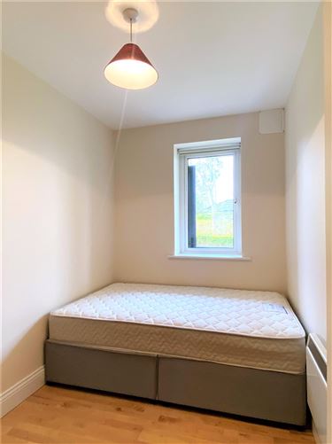 18 Roscam House, Roscaoin, Galway