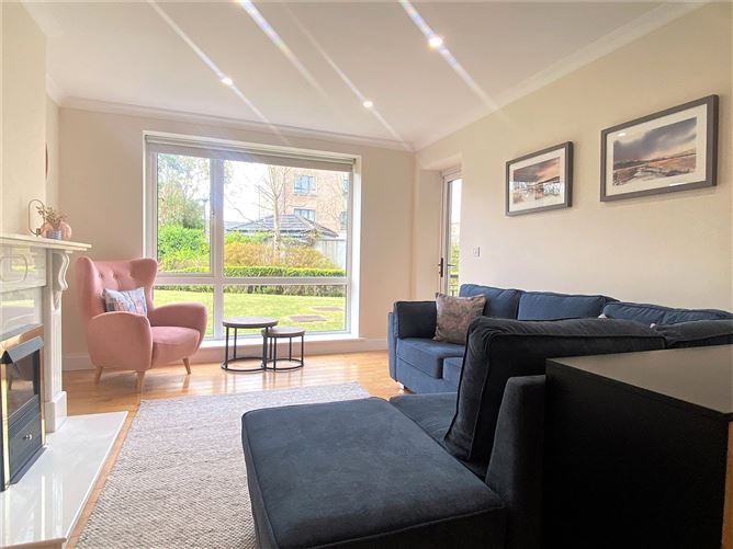 18 Roscam House, Roscaoin, Galway