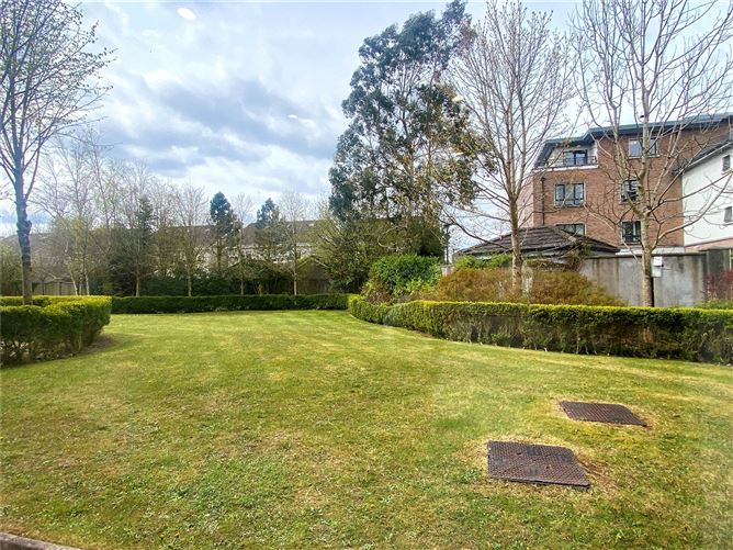 18 Roscam House, Roscaoin, Galway