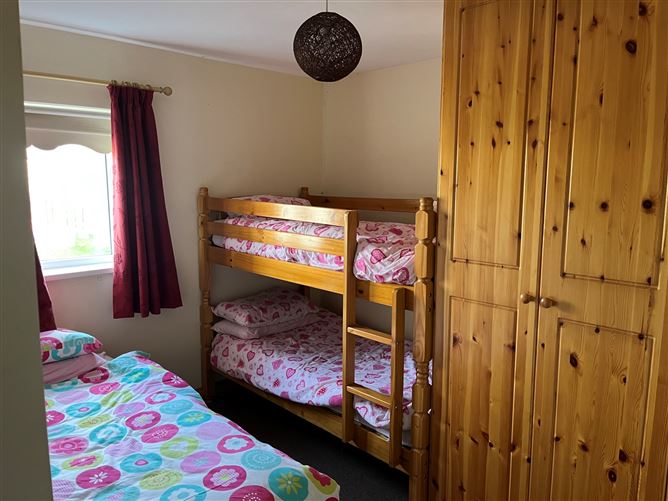 12 Canon Hayes Park, Tipperary, Co. Tipperary