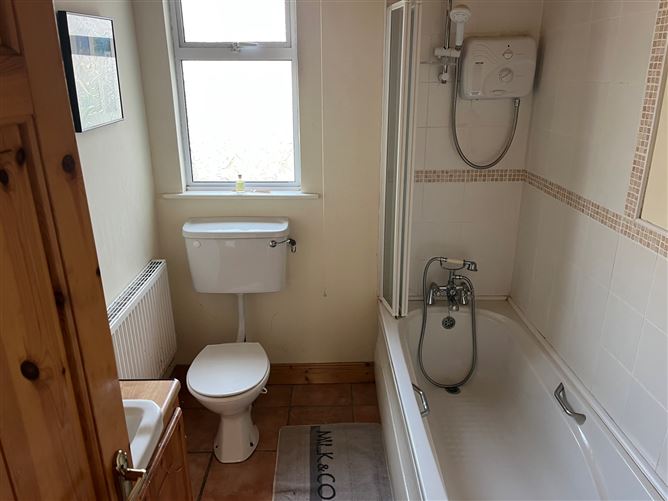 12 Canon Hayes Park, Tipperary, Co. Tipperary