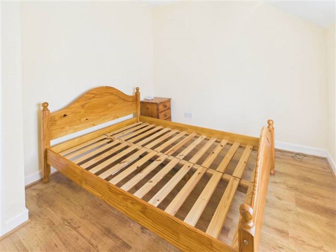 Photo 25 of 28 — 9 Priory Court, Athy, County Kildare