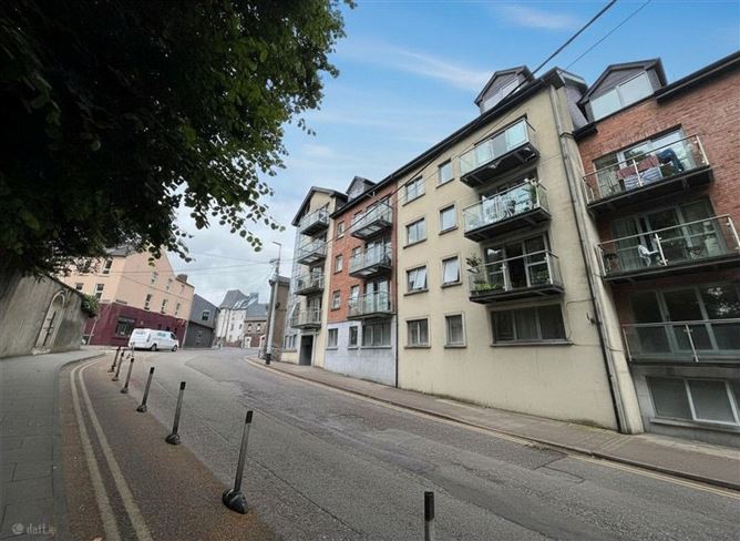 Apartment 9, Knapp's Square Apartments, Cork City, Cork